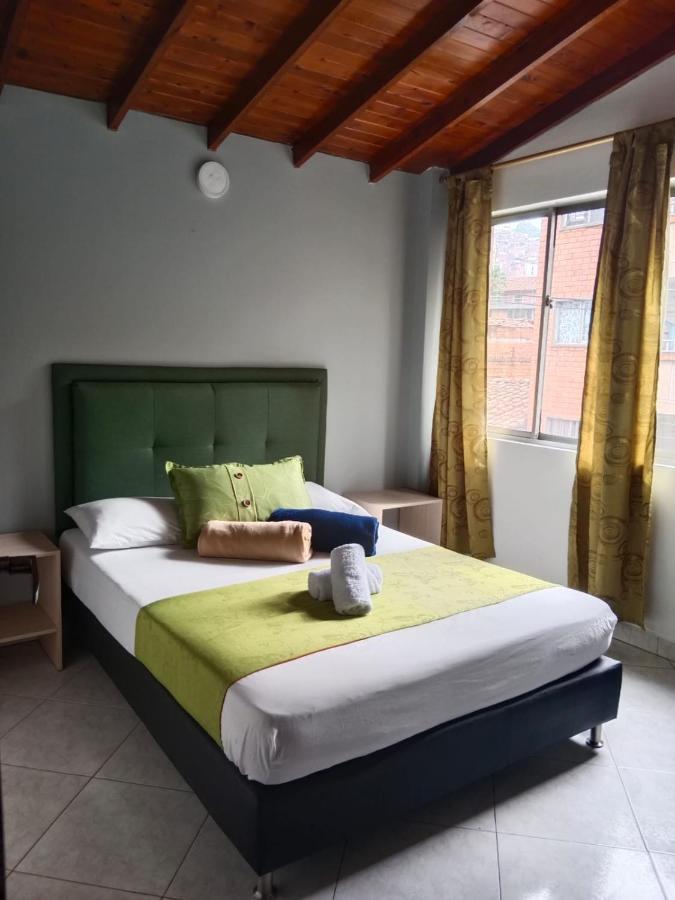 Hotel El Deportista Medellín Kültér fotó